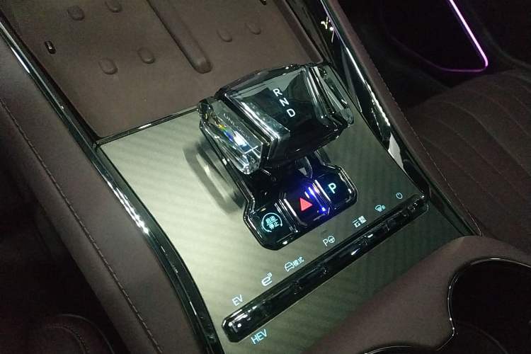 Used Denza Z9GT 2024 1100 Four-Wheel Drive Ultra Version
