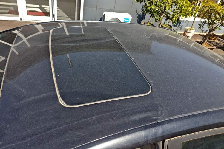 Used Buick GT 2015 15N Automatic Elite Version Roof