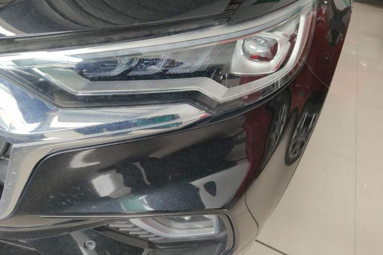 Used Hongqi HS5 2022 Revised Version 2.0T Smart Connect Flagship Edition
