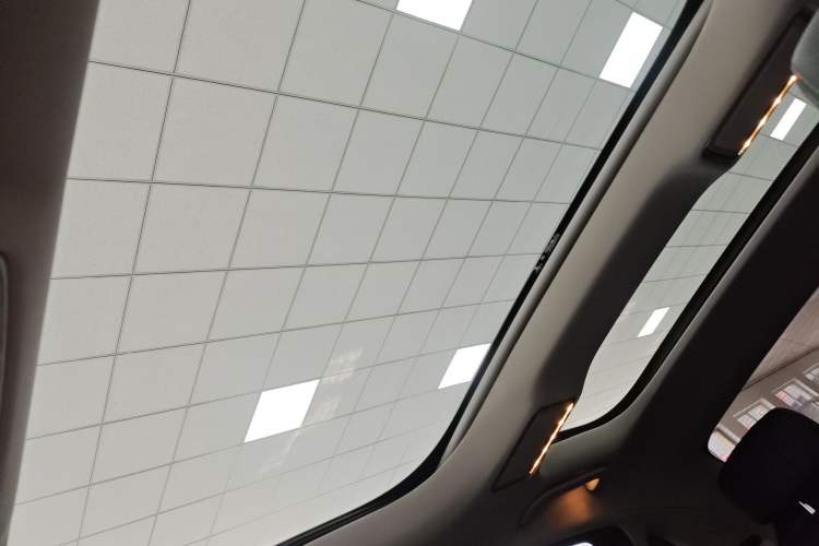 Used Mercedes-Benz E-Class 2018 Facelift E 200 L Sport Edition