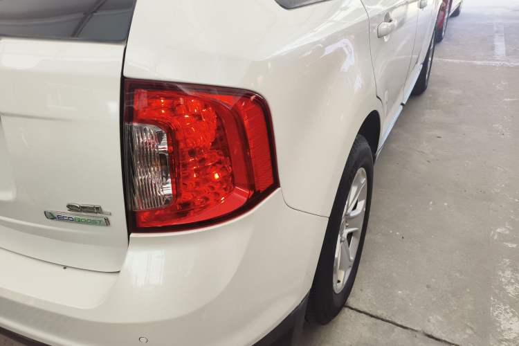 Used Ford Edge 2012 2.0T Elite Sunroof Edition
