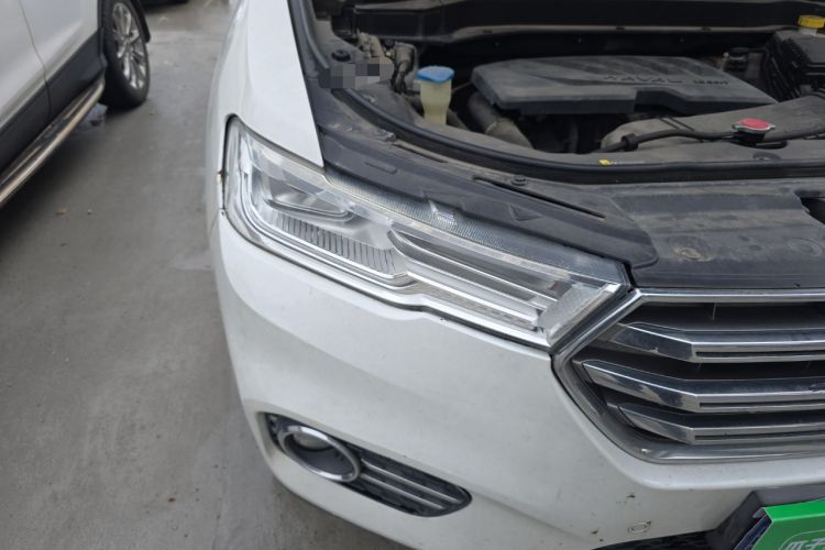 Used Haval H6 2017 Blue Label 1.5T Automatic Two-Wheel Drive ZhiShang Model Exterior 6