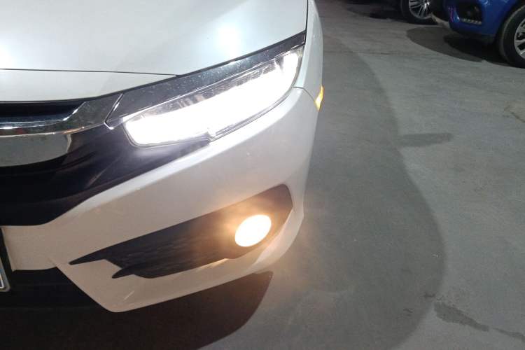 Used Honda Civic 2016 220TURBO CVT Prestige Edition Left Front Headlight