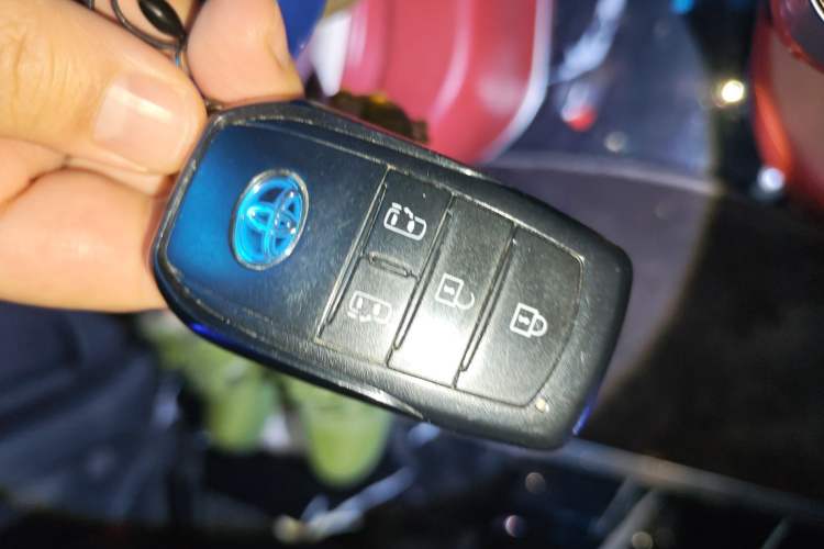 Used Toyota Sienna 2021 2.5L Hybrid Comfort Edition
