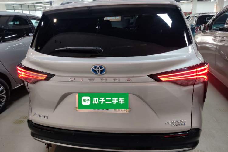 Used Toyota SIENNA 2021 2.5L Hybrid Platinum Edition