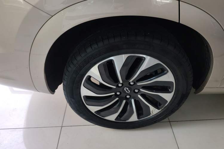 Used Hima AITO M7 2022 1.5T Four-Wheel Drive Luxury Edition
