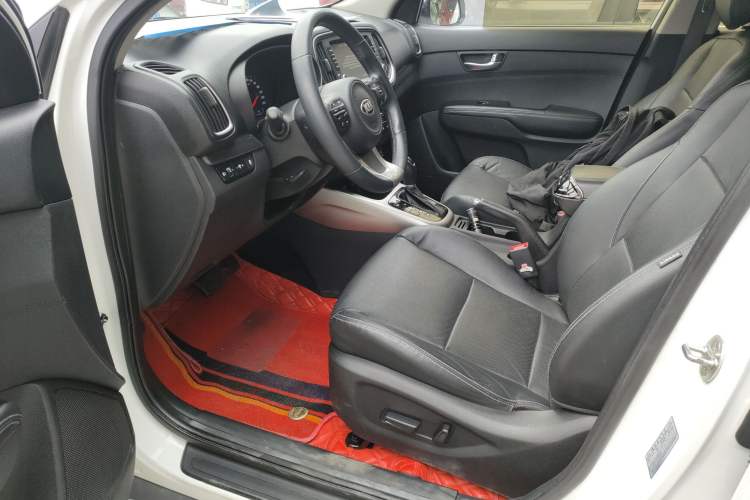 Used Kia KX3 2017 1.6L Automatic Aozun Edition
