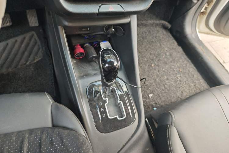 Used CHANGAN Alsvin 2019 1.5L DCT Comfort Model China VI Standard
