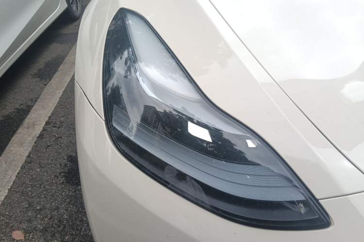 Used Tesla Model Y 2024 Long-Range All-Wheel-Drive Version