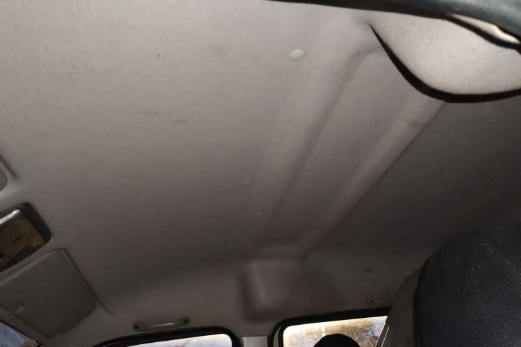 Used CHANGAN KUAYUE V3 2017 1.2L Box-Type Truck DK12-10
