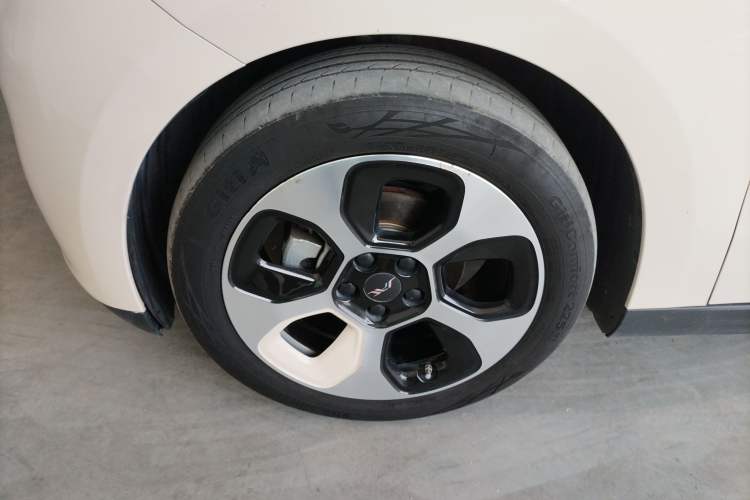 Used JAC Yiwei 3 2023 505km Pro Left Front Wheel Hub