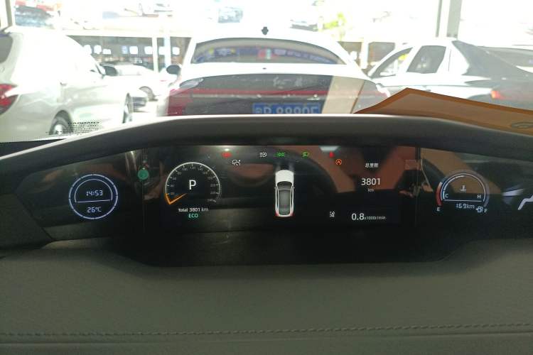 Used CHANGAN UNI-V 2023 1.5T Sport Edition
