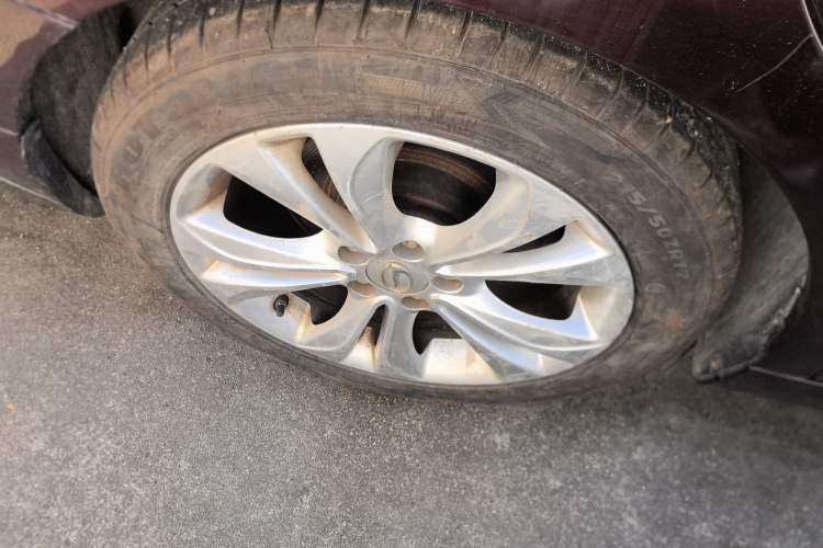 Used GAC Trumpchi GA6 2016 235T Manual Elite Edition Right Rear Wheel Hub