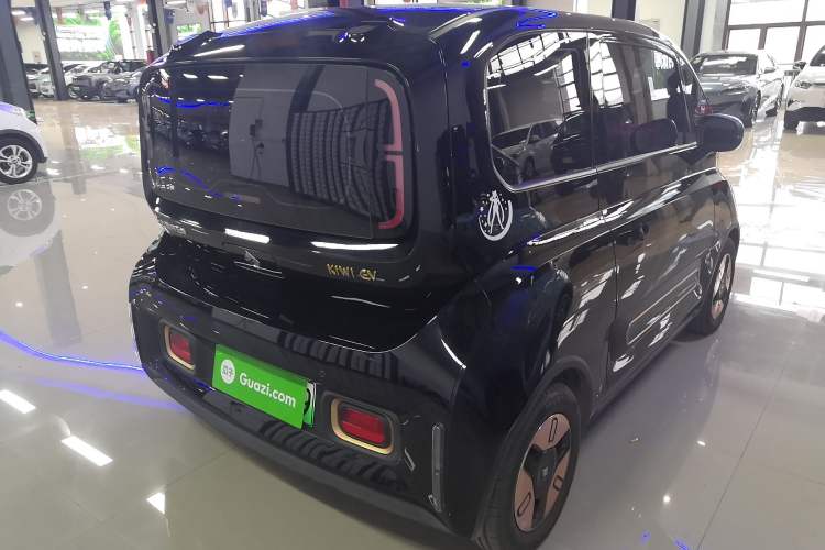 Used Baojun KiWi EV 2022 Artist Lite Edition Ternary Lithium