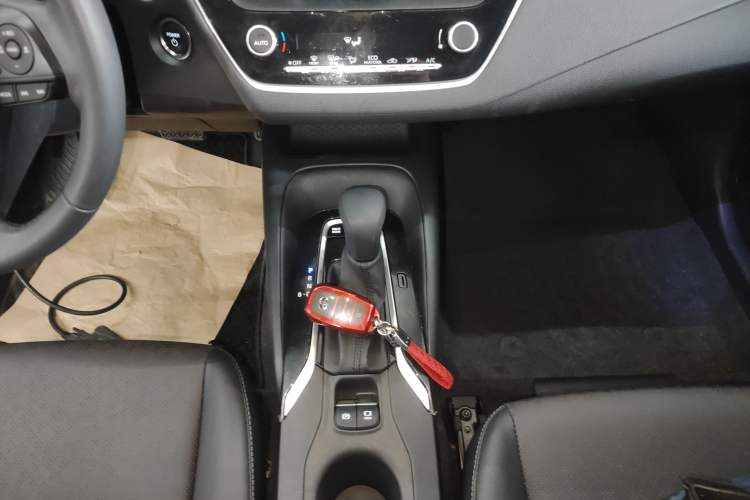 Used Toyota Corolla 2024 1.8L Smart Electric Hybrid Dual-Engine Elite Edition
