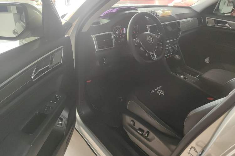 Used Volkswagen Teramont 2019 330TSI Two-Wheel-Drive Luxury Edition China VI Standard
