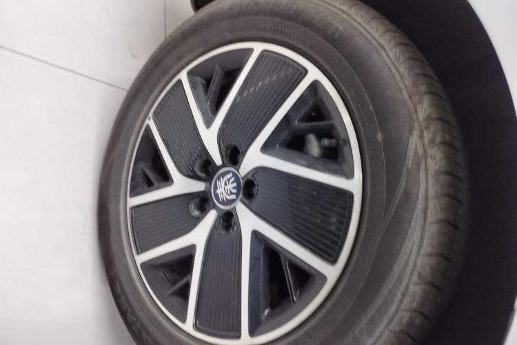 Used BYD Qin L 2025 DM-i Smart Drive 120KM Superior Model Exterior 5