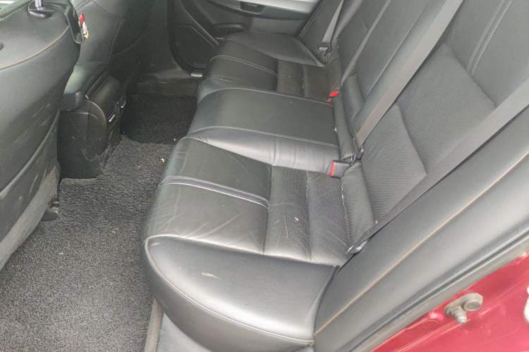 Used Honda Crosstour 2012 2.4L Luxury Edition Left Rear Seat