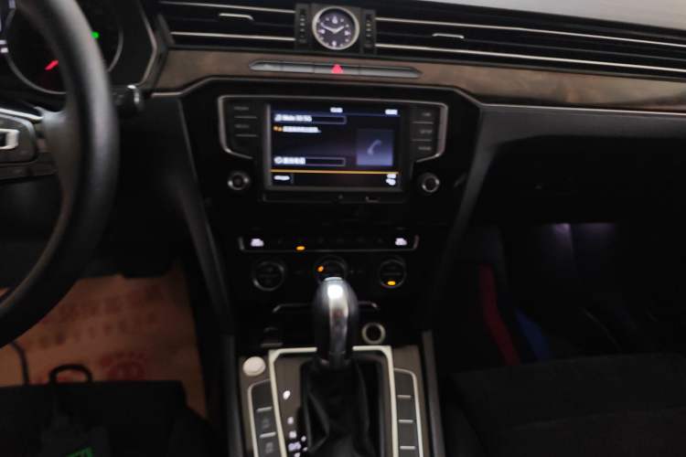 Used Volkswagen Magotan 2017 330TSI DSG Luxury Model
