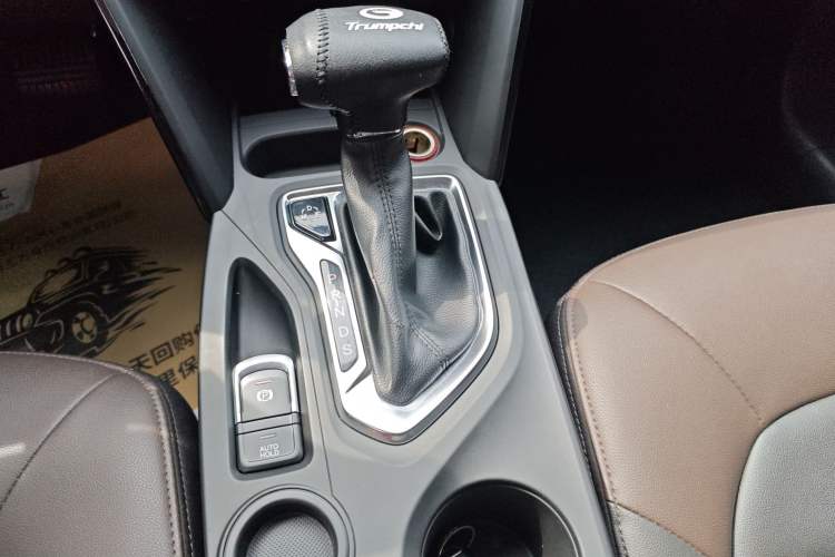 Used GAC Trumpchi GS4 2017 235T Automatic Two-Wheel Drive Elite Edition Gear Lever