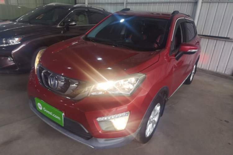 Used Changan CS15 2016 1.5L Automatic Fashion Edition
