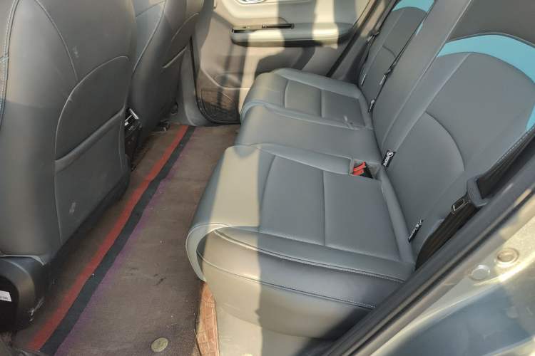 Used AION Y 2023 Plus 610 Smart Edition Ternary Lithium
