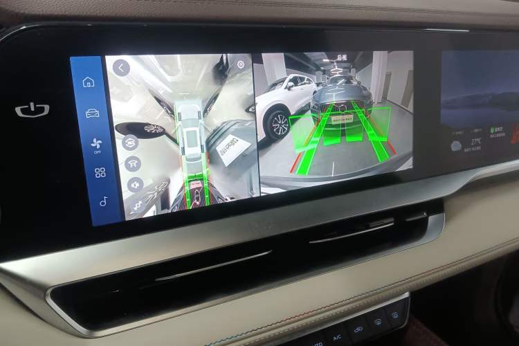 Used Geely Auto Monjaro L 2021 2.0TD DCT EVO Two-Wheel Drive Prestige Version Audio And AC Panel