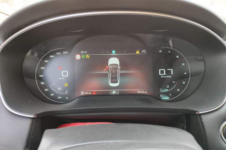 Used Roewe i6 MAX 2020 300TGI Automatic "Swell Cool Smart Drive" Edition