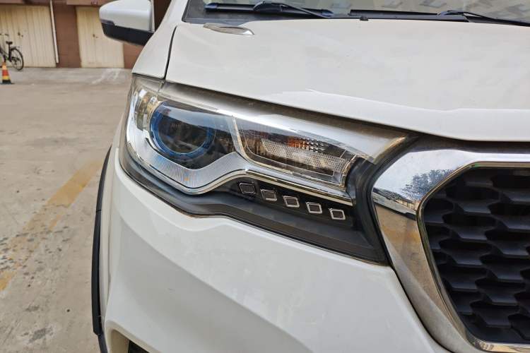 Used Haval H1 2016 Revised Version Blue Badge 1.5L AMT Standard Edition