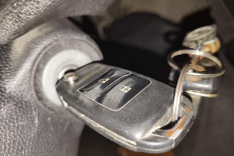 Used CHANGAN OSHAN CX70 2016 1.6L Manual Luxury Model