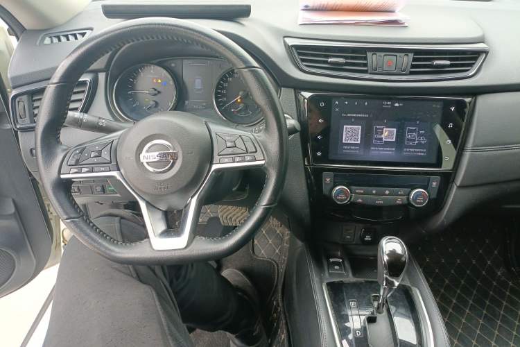 Used Nissan X-Trail 2022 2.0L Two-Wheel Drive Smart Connect & Comfort Edition