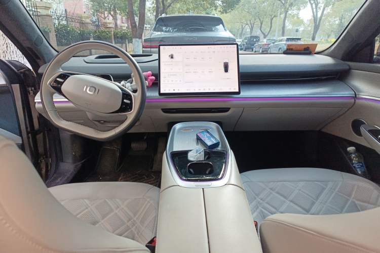 Used CHANGAN NEVO A07 2024 All-Electric "True Fragrance" Edition 710 Flagship Model Center Console