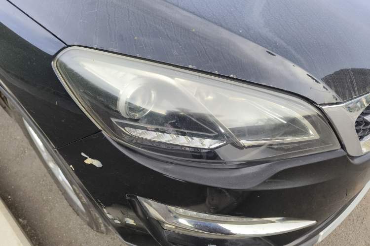 Used Zotye Domy X5 2017 Value Edition 1.6L Manual Fashion Model Right Front Headlight