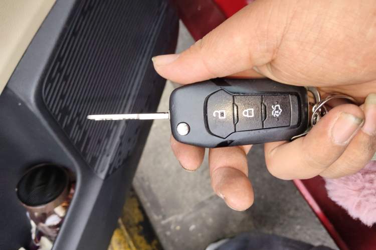 Used Ford Escort 2015 1.5L Automatic Comfort Edition
