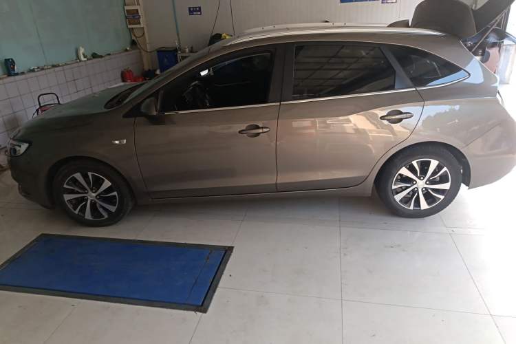Used Buick Excelle GX 2019 18T Automatic Connected Elite Model China VI Standard