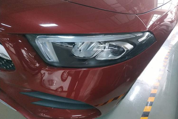 Used Mercedes-Benz A-Class 2021 A 200 L Sport Sedan Fashion Model
