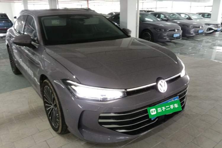 Used Volkswagen Passat 2025 Pro 380TSI Dragon Supreme Edition