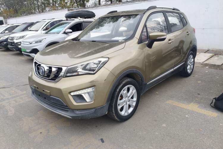 Used Changan CS15 2017 1.5L Automatic Luxury Model with Sunroof
