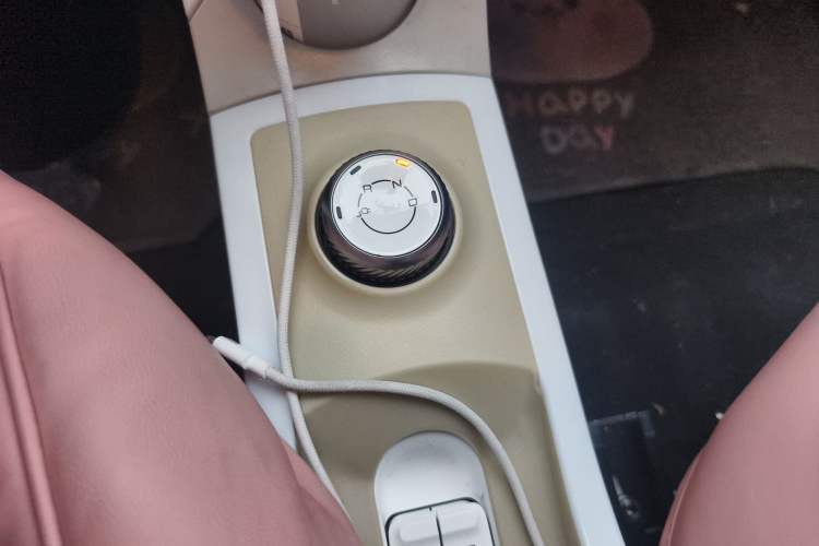 Used Wuling Hongguang MINIEV 2024 3rd Generation 215km Youth Edition Gear Lever