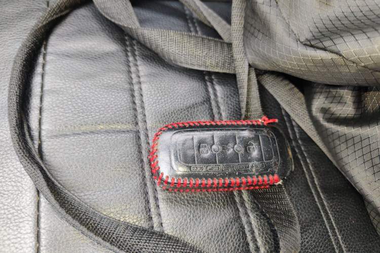 Used Qoros 3 2017 Urban SUV 1.6T Automatic Zhiyue Model Vehicle Key