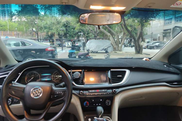 Used Buick GT 2017 15N Automatic Elite Version Center Console