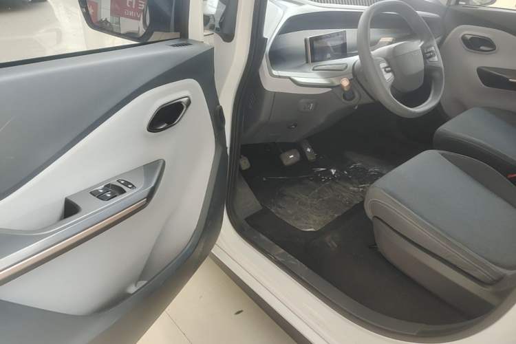 Used Wuling NAMMIEV 2021 Playful Model – High-Power Version
