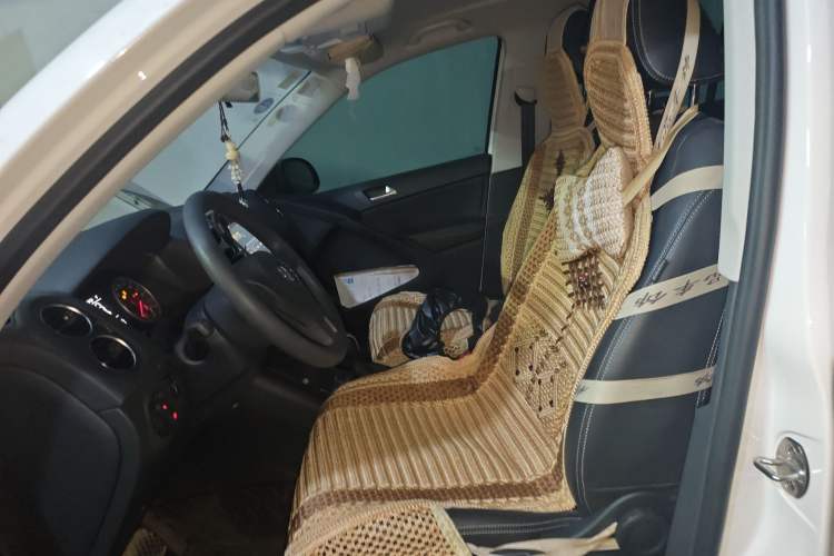 Used Volkswagen Tiguan 2017 300TSI Automatic Two-Wheel Drive Silk Road Luxury Edition Left Front Seat