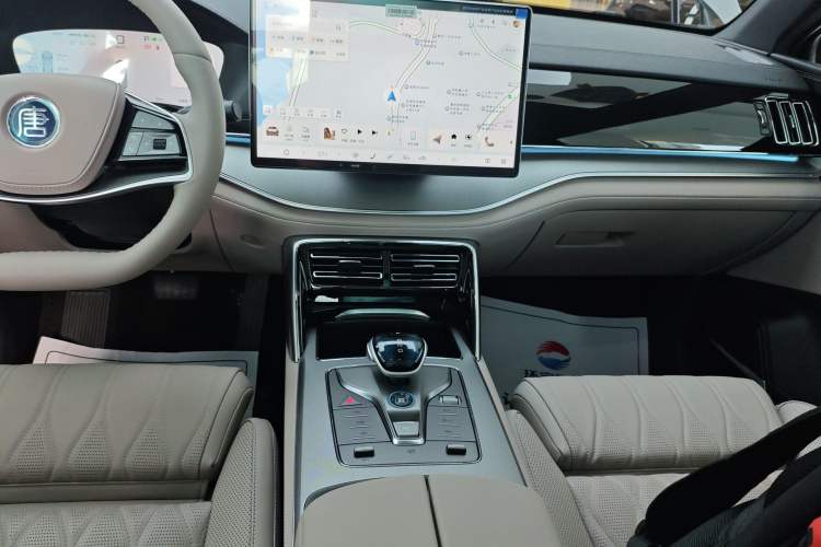 Used BYD Tang New Energy 2025 Intelligent Driving Version DM-i 115KM Flagship Edition Gear Lever