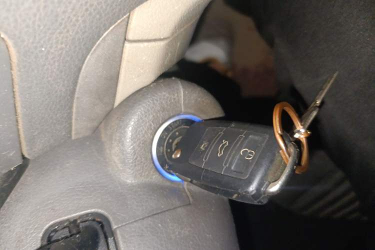 Used Geely Auto Classic Emgrand 2010 Hatchback 1.5L Manual Luxury Model