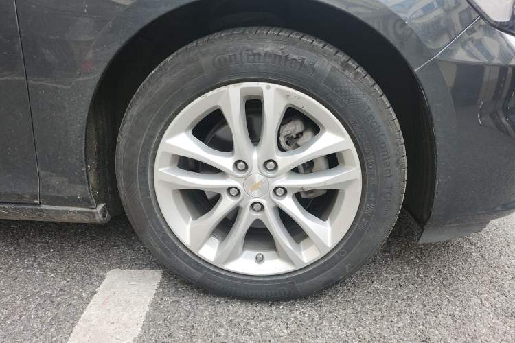 Used Chevrolet Malibu XL 2017 1.5T Automatic Ruichi Edition Right Front Wheel Hub