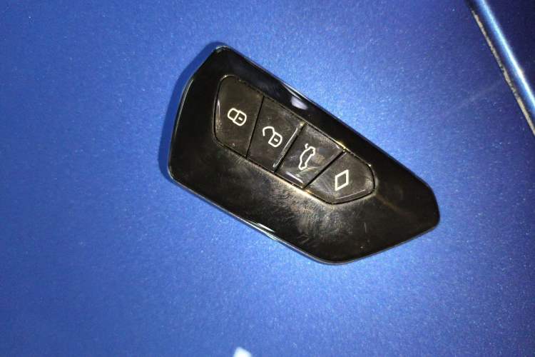 Used Lynk & Co 03 2019 2.0TD Automatic Jing Pro Edition Vehicle Key