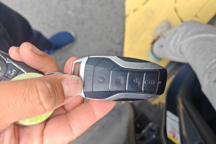 Used BYD Tang New Energy 2021 DM-i 112KM Prestige Model
