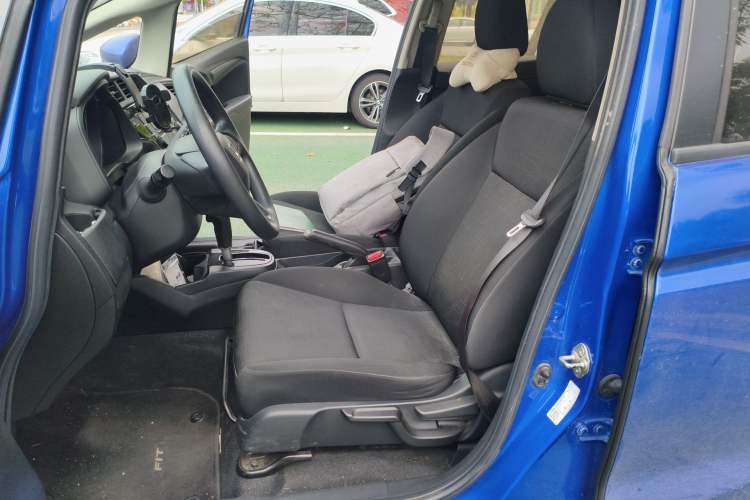 Used Honda Fit 2018 1.5L CVT Comfort Version Left Front Seat