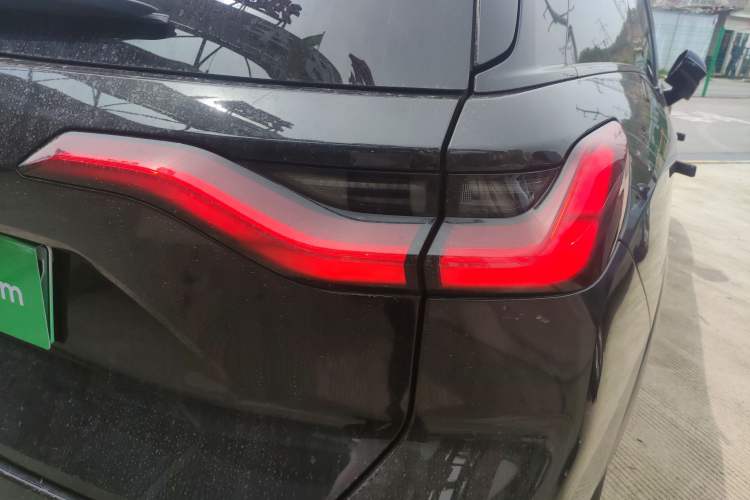 Used Nio ES8 2020 415 km Range 6-Seater Version Exterior 3